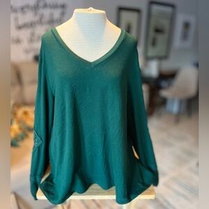 Maurices XL Emerald V-Neck Long Crochet Sleeve